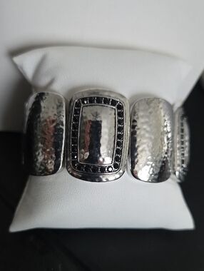 Paparazzi Refined Radiance Black Bracelet NWT